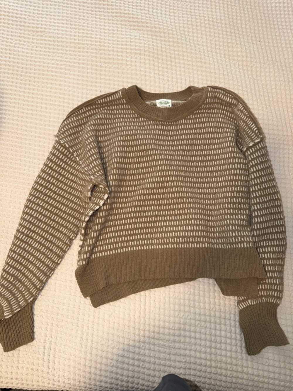 Buckle sweater